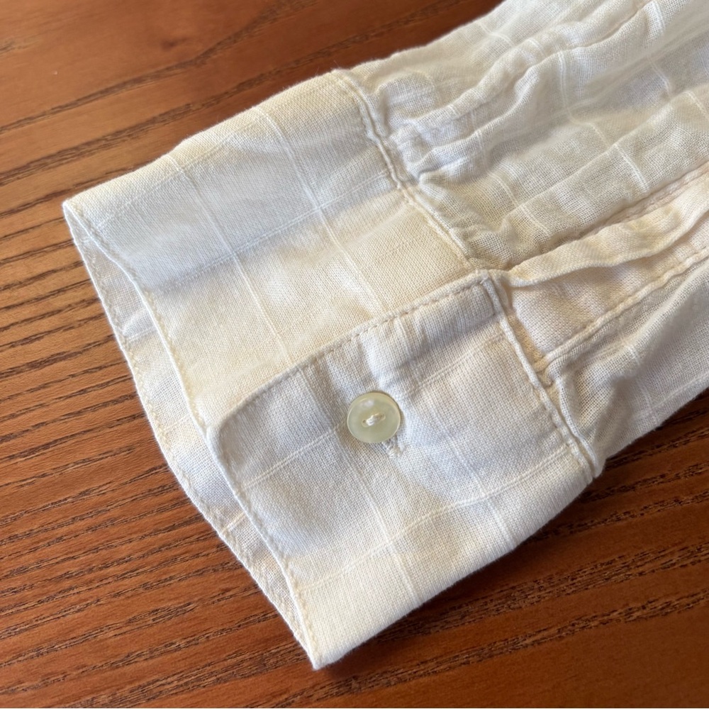 Women’s Off-White Button-Up Shirt - Picture 4 of 8